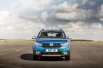 Dacia Logan MCV Stepway 2017 года (UK)